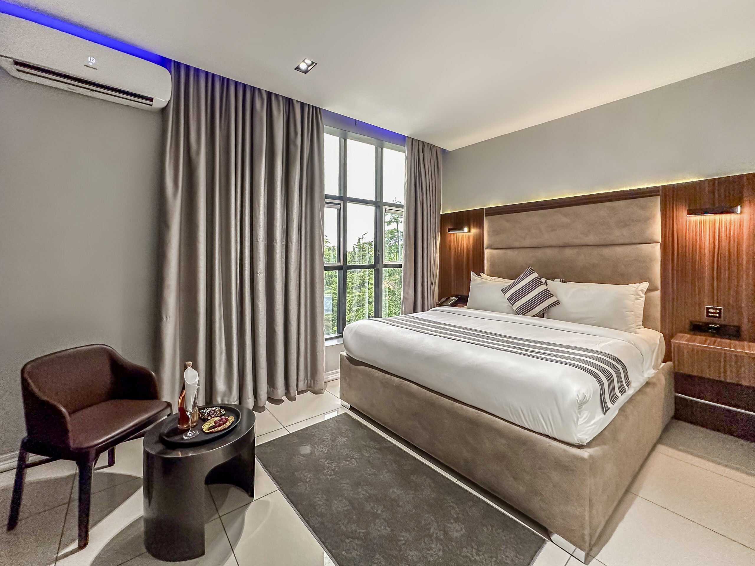 Gravity hotels-135