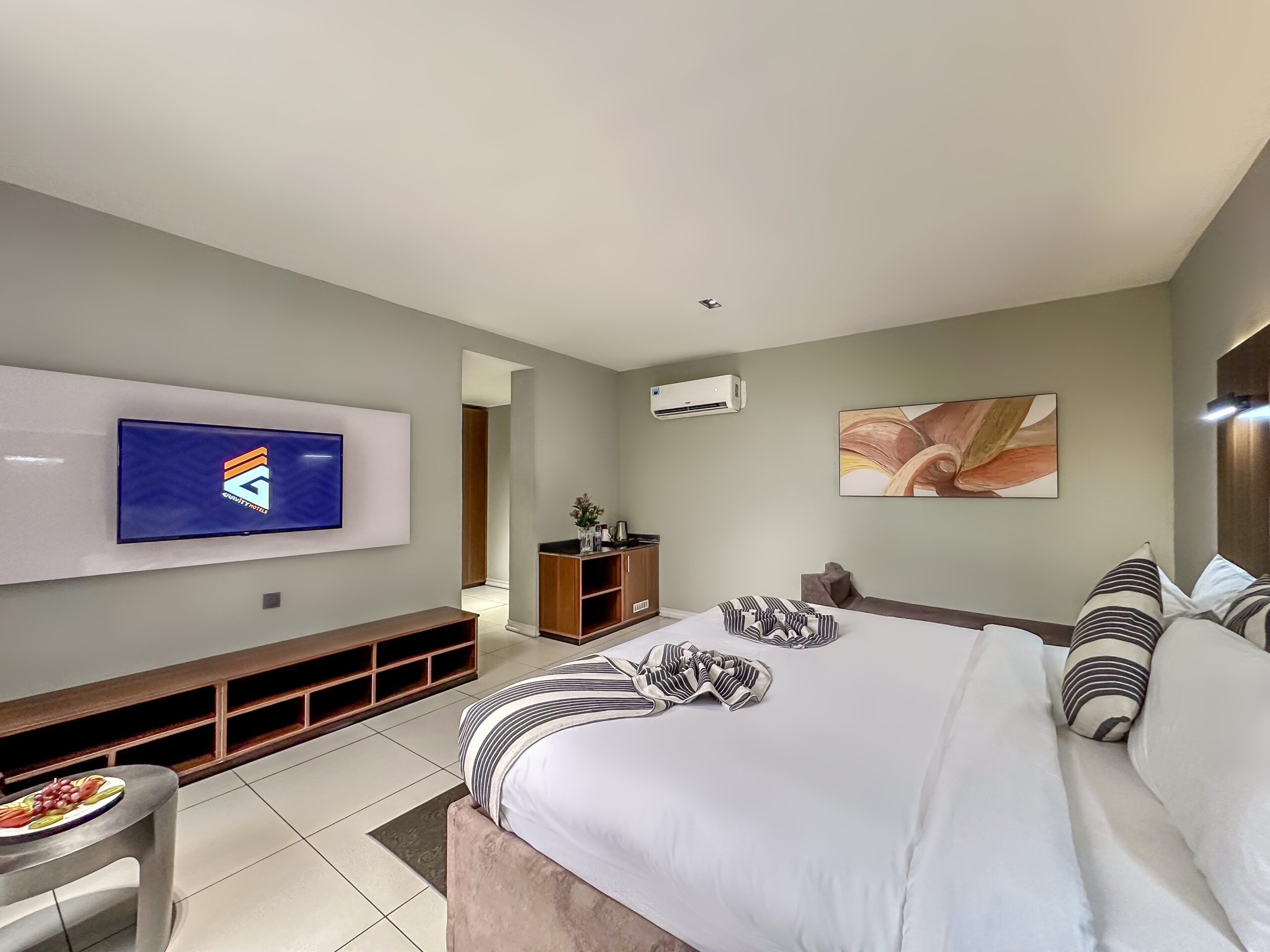 Gravity hotels-4